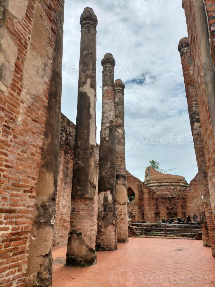 Wat Khudeedao ancient at historical park at Ayutthaya Historical Park, Phra Nakhon Si Ayutthaya Province, Thailand photo