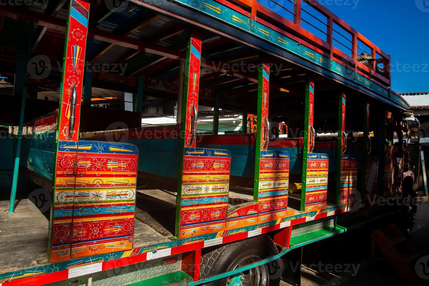 vistoso tradicional rural autobús desde Colombia llamado chiva foto