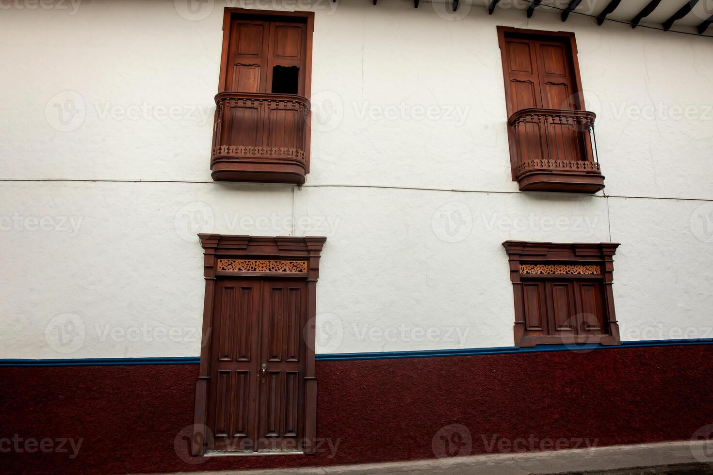 hermosa calles a el histórico céntrico de el patrimonio pueblo de salamina situado a el caldas Departamento en Colombia. foto