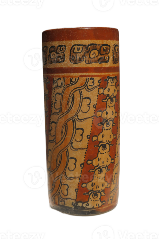 spät klassisch Anzeige 600 zu 900 zylindrisch polychrom Gläser mit Komplex anthropomorph, geometrisch, und Glyphe gemalt Dekoration. polychrom Keramik war ein durchdacht, fortgeschritten Kunst bilden von das Maya. png
