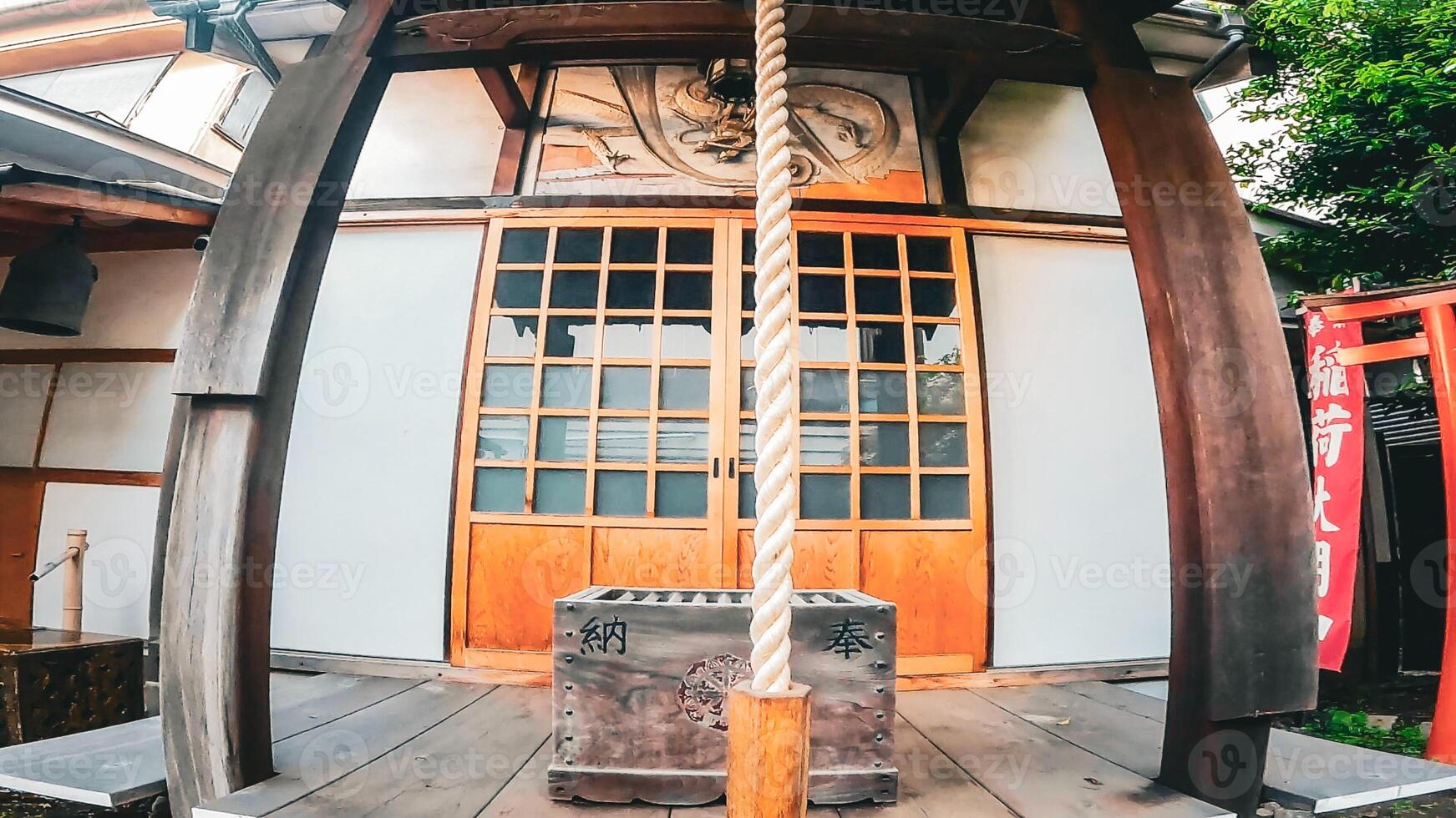 A temple in a hidden location. A temple in Hatsudai, Shibuya Ward, Tokyo, Japan. This is a separate temple of Rurizan Yakuoin Ioji Temple photo