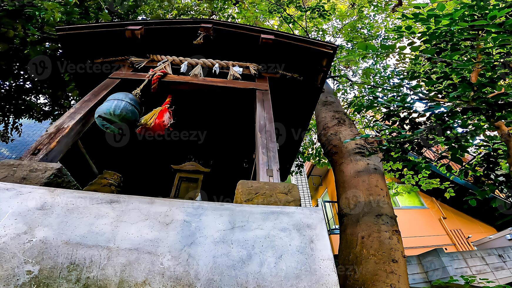 Takezuka Shrine precincts small shrine.Takezuka Shrine, a shrine located in Takenotsuka, Adachi Ward, Tokyo, Japan It is said that during the 978-982, Ise Jingu was commissioned and built, photo