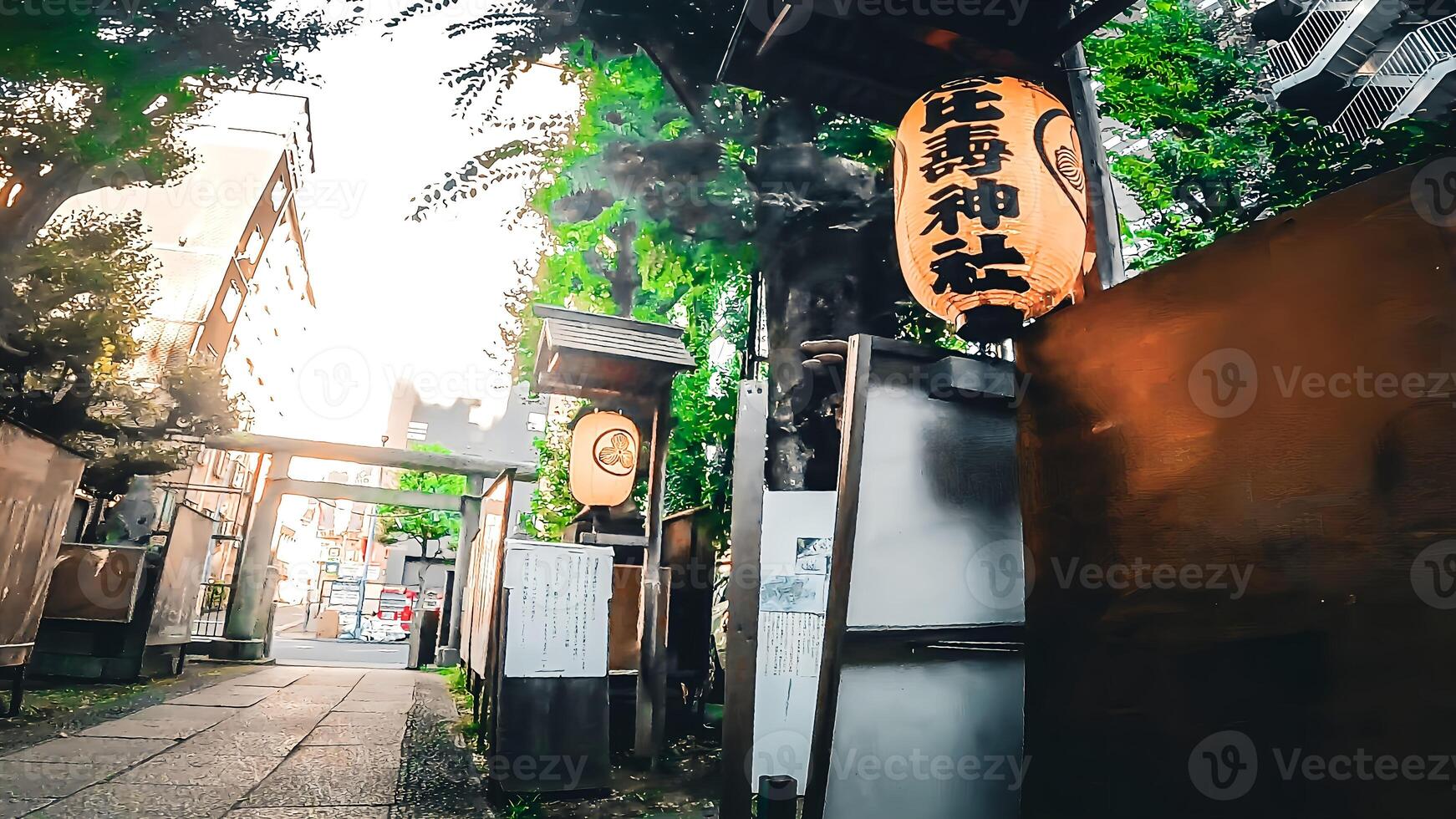 Inari Kio Shrine, a shrine in Kabukicho, Shinjuku-ku, Tokyo The only shrine in Japan that enshrines the demon king Gongen. Since the Edo period, tofu has been said to have special effects on eczema photo