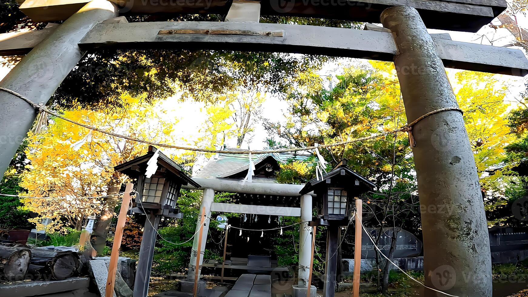 Shimane Washi Shrine, located in Shimane, Adachi Ward, Tokyo, Japan.this area is said to have been an ancient cove, where the gods landed by boat, and it is said that Takeru Takeru of Japan worshiped photo