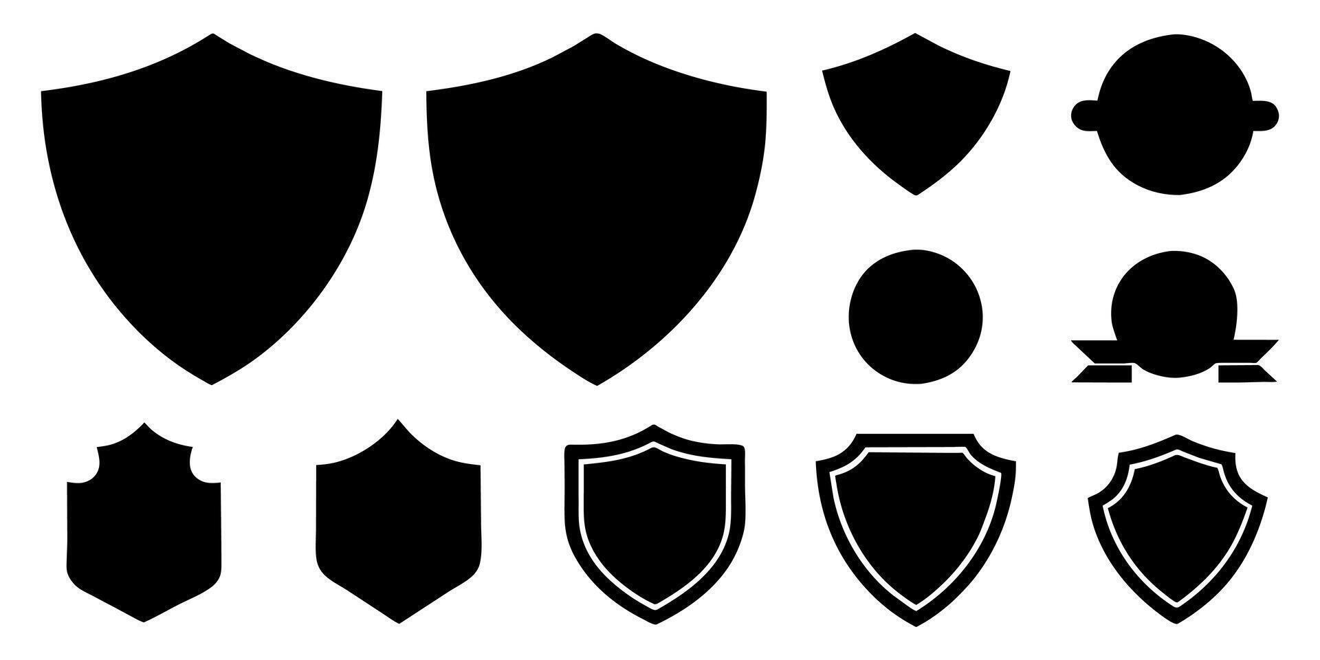 hermosa conjunto de escudos siluetas negro insignias forma etiqueta colección para militar, policía, fútbol y otros. vector