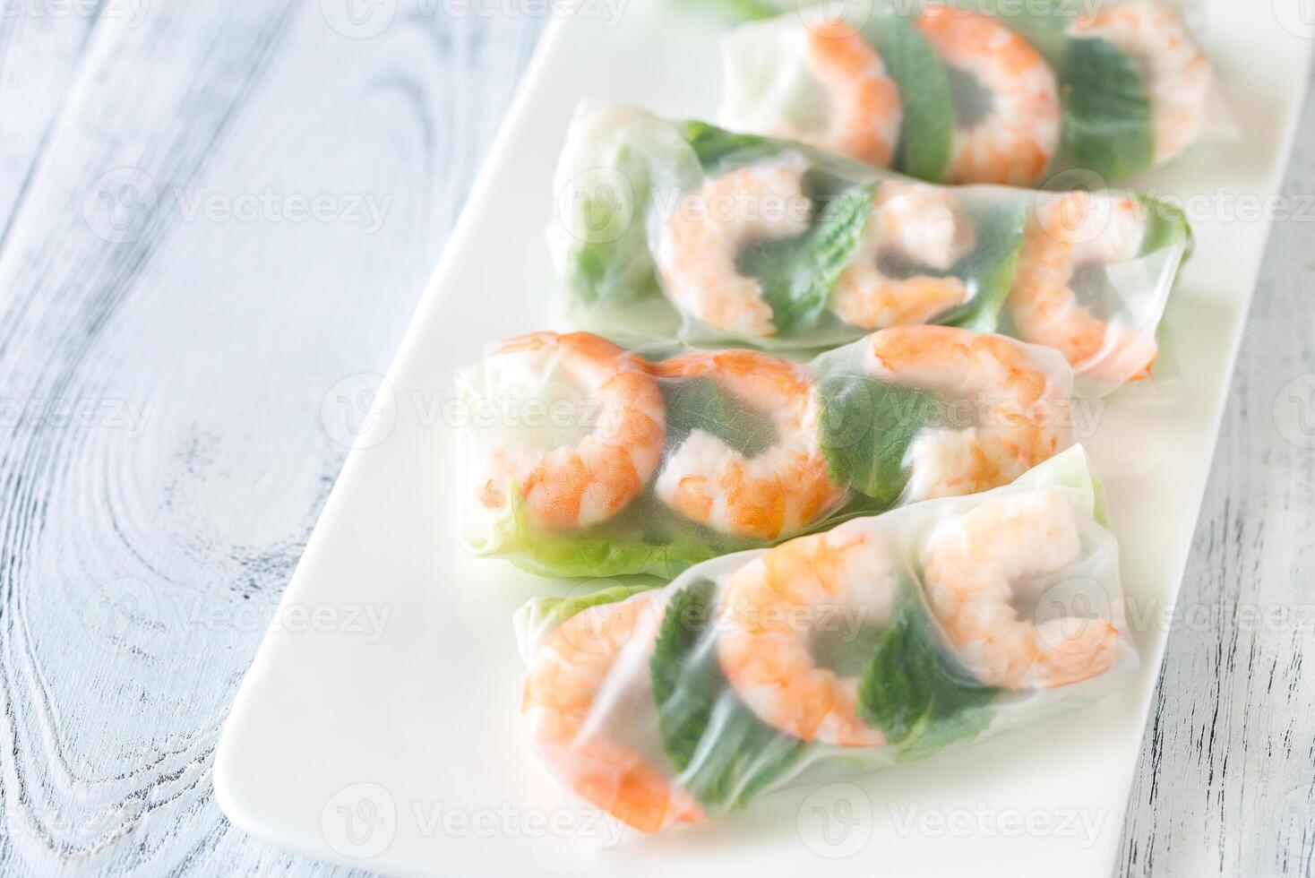Shrimp rice paper rolls photo