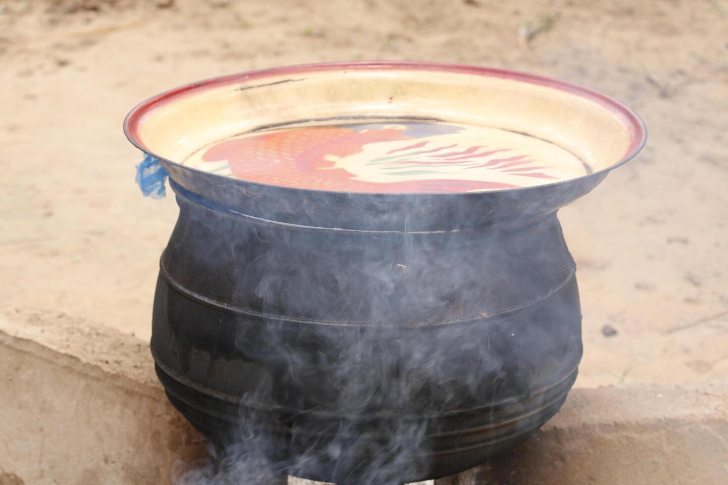 african cooking pots photo