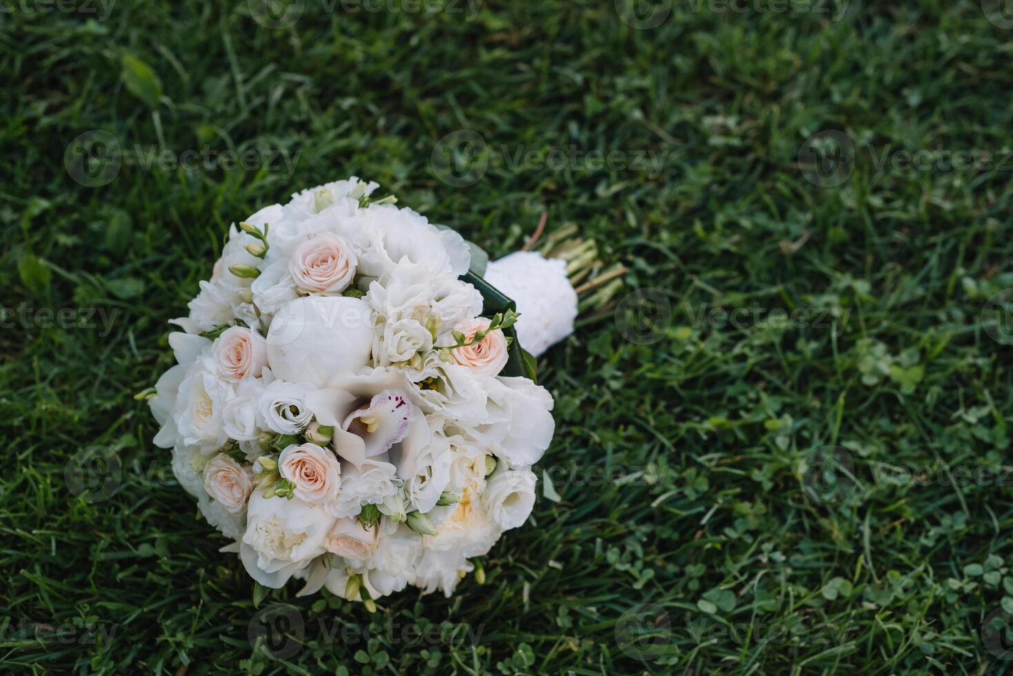 the bride's bouquet. photo