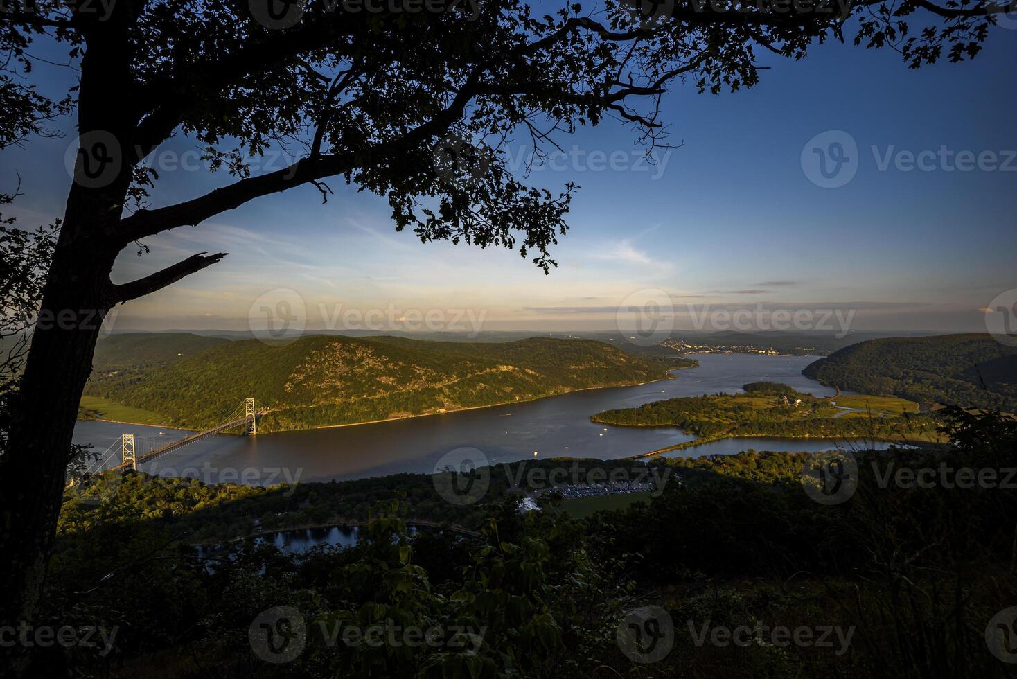 On the Bear Mountain photo