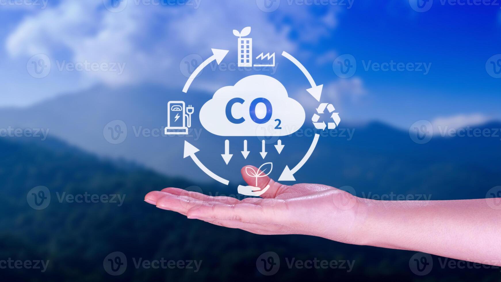 mano participación co2 reduciendo virtual icono para disminución carbón dióxido emisión, carbón huella y carbón crédito a límite global calentamiento desde bio clima cambio concepto. foto