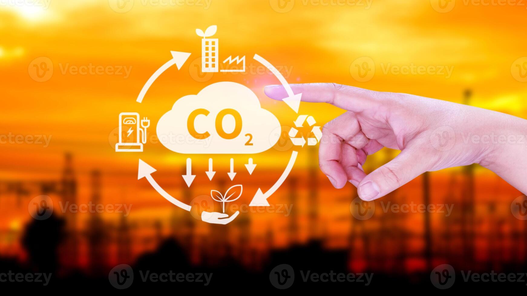 mano participación co2 reduciendo virtual icono para disminución carbón dióxido emisión, carbón huella y carbón crédito a límite global calentamiento desde bio clima cambio concepto. foto