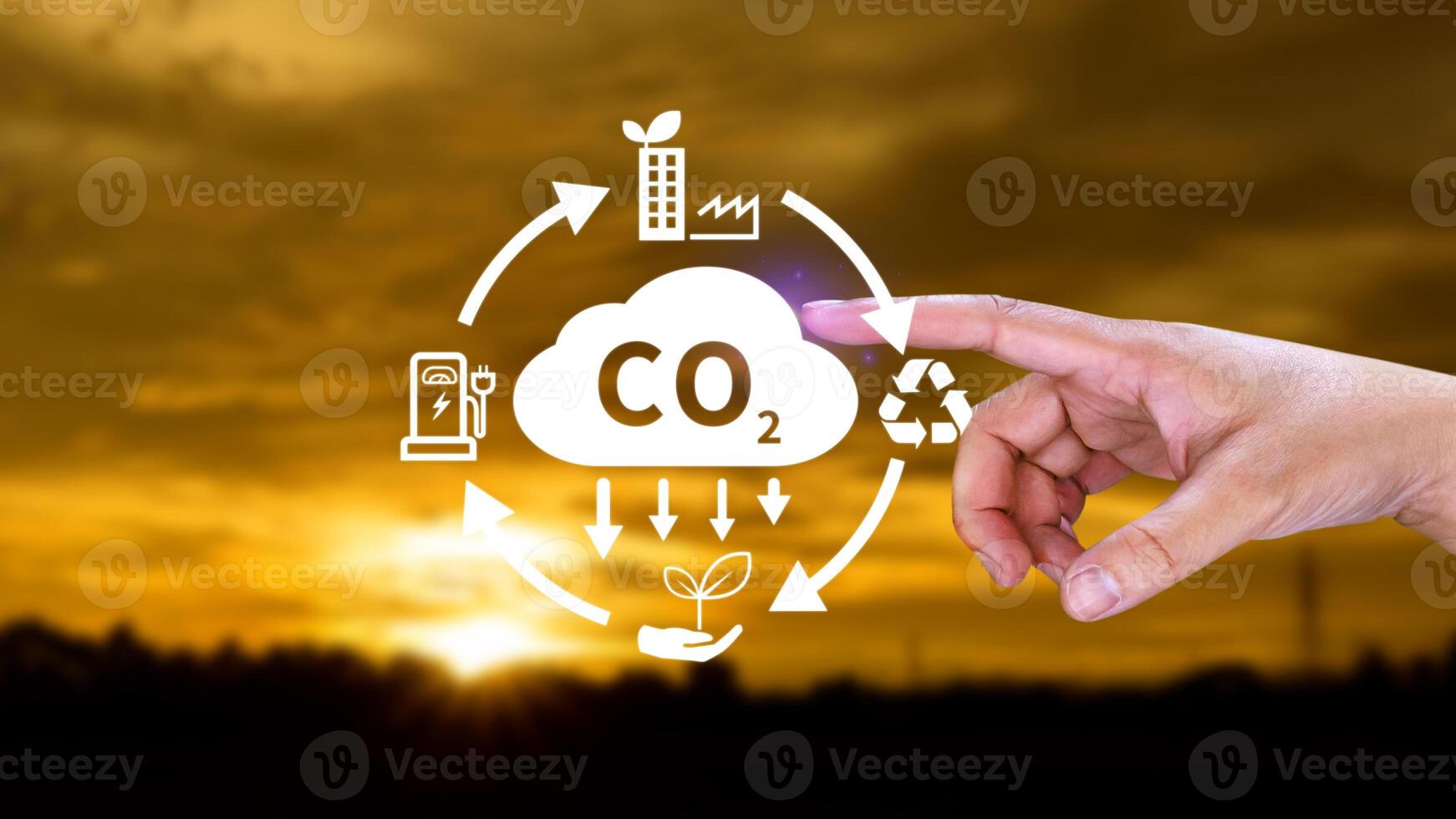 mano participación co2 reduciendo virtual icono para disminución carbón dióxido emisión, carbón huella y carbón crédito a límite global calentamiento desde bio clima cambio concepto. foto