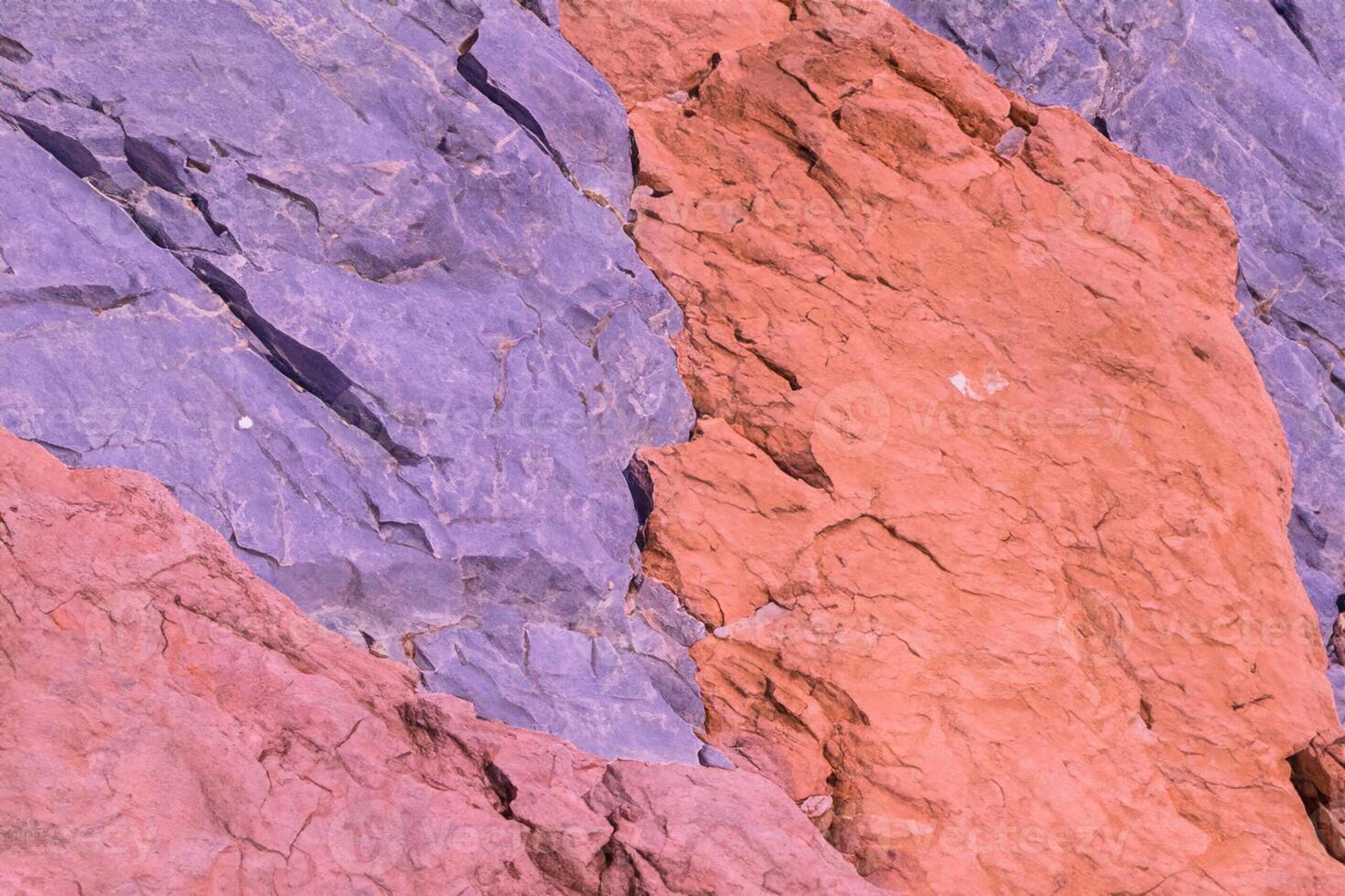 tranquilo paleta capturar el belleza de pastel piedra, un sereno espectro de la tierra sutil tonos foto