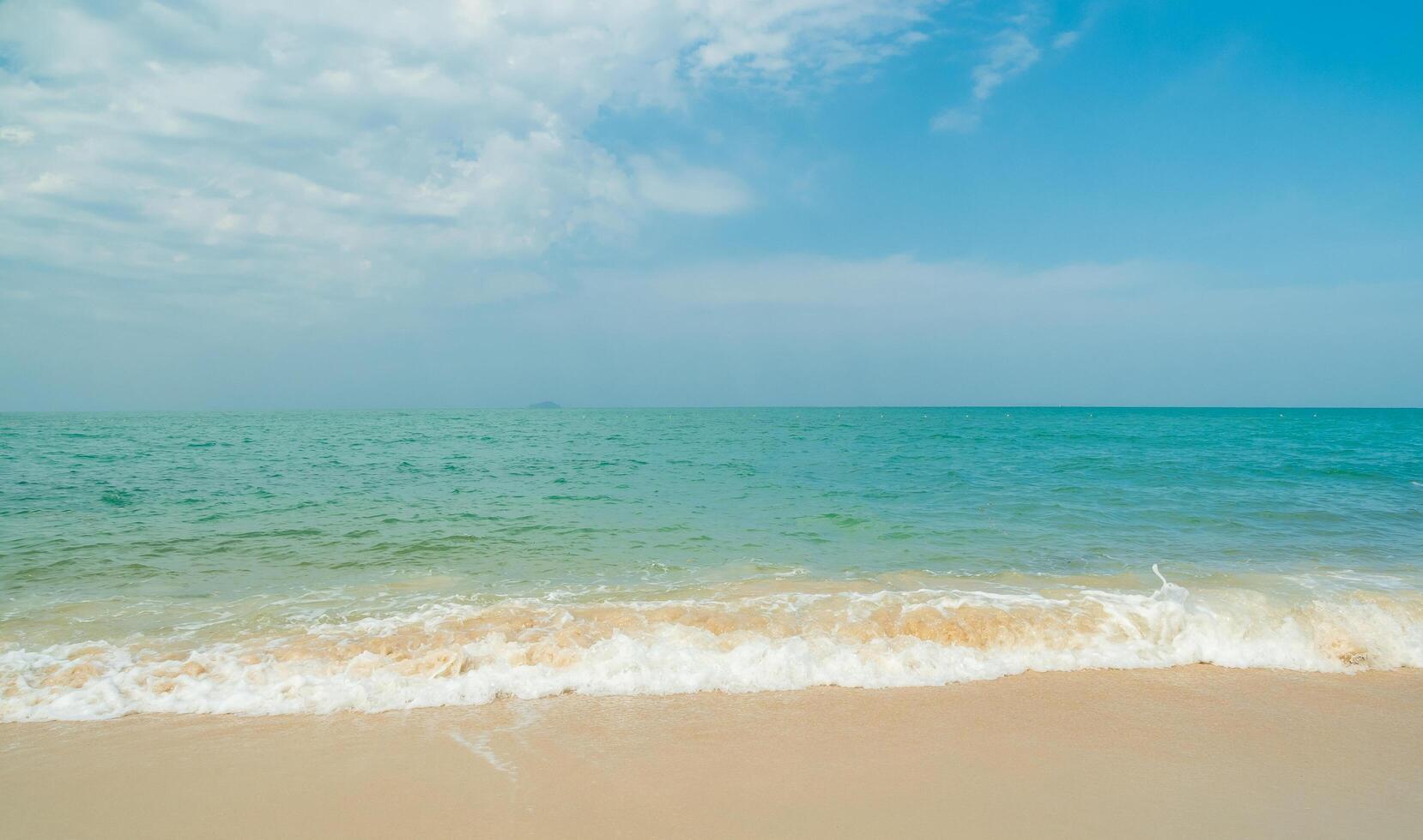 Horizon Landscape summer season panorama front view point tropical sea beach white sand clean and blue sky background calm nature ocean beautiful wave water travel at Sai Kaew Beach thailand holiday photo