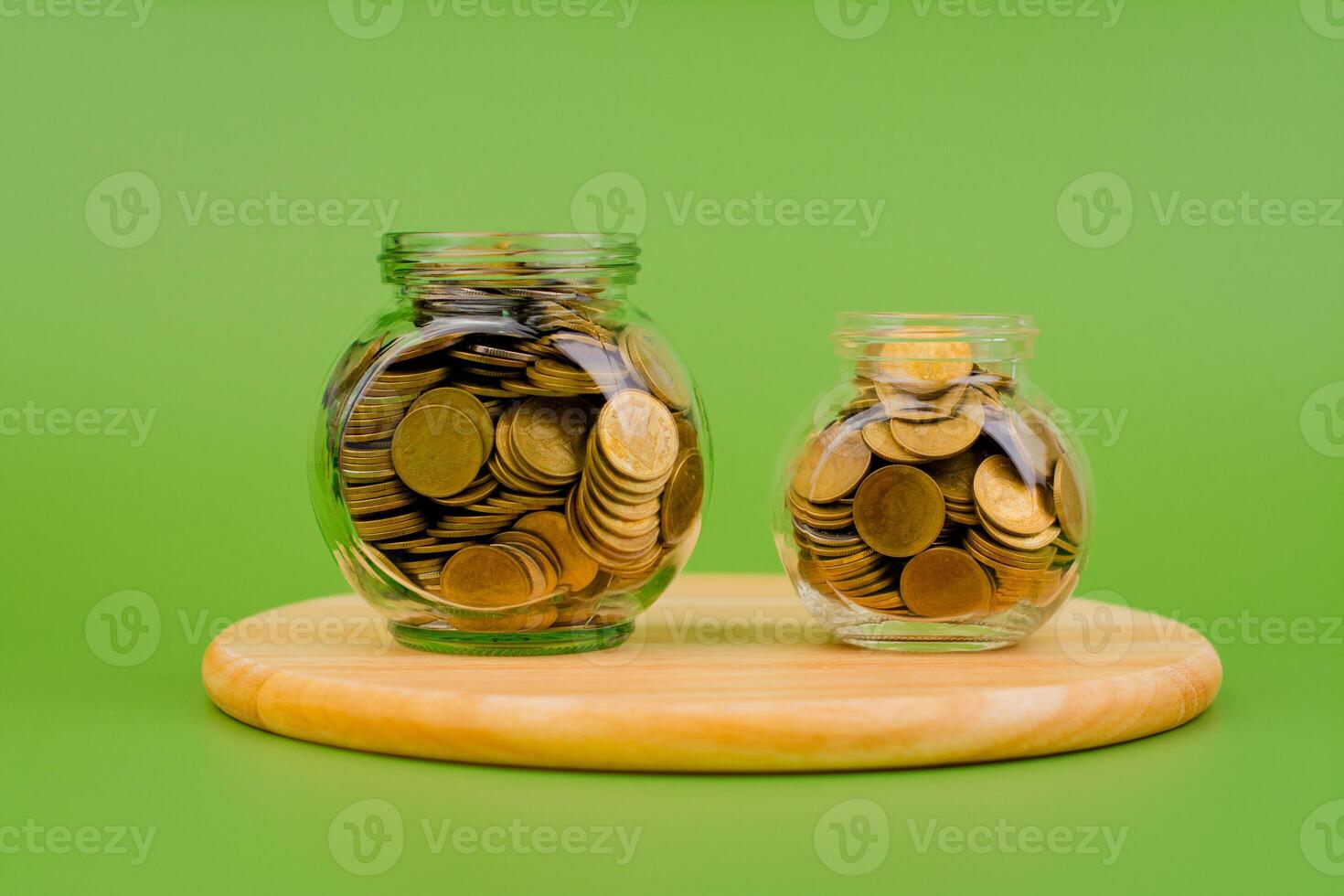 ahorros y financiero inversiones, efectivo fluir, giratorio fondos, salario y creando financiero estabilidad foto