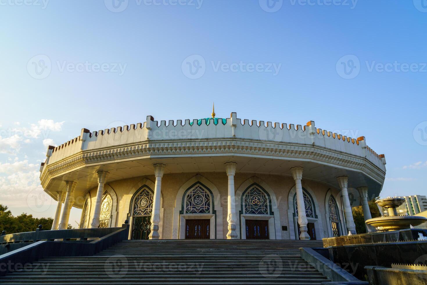 tímido historia museo en Taskent, capital de uzbekistán foto