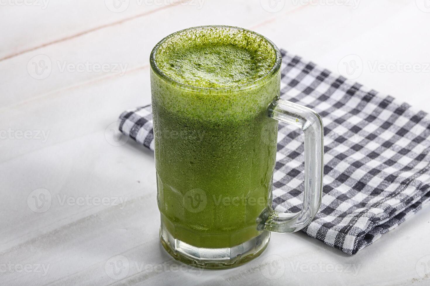 Lemon and mint cold smoothie photo