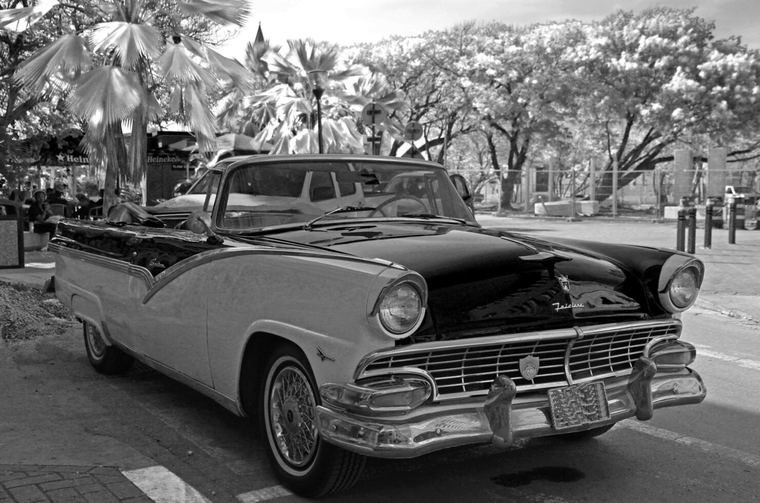 old timer car photo