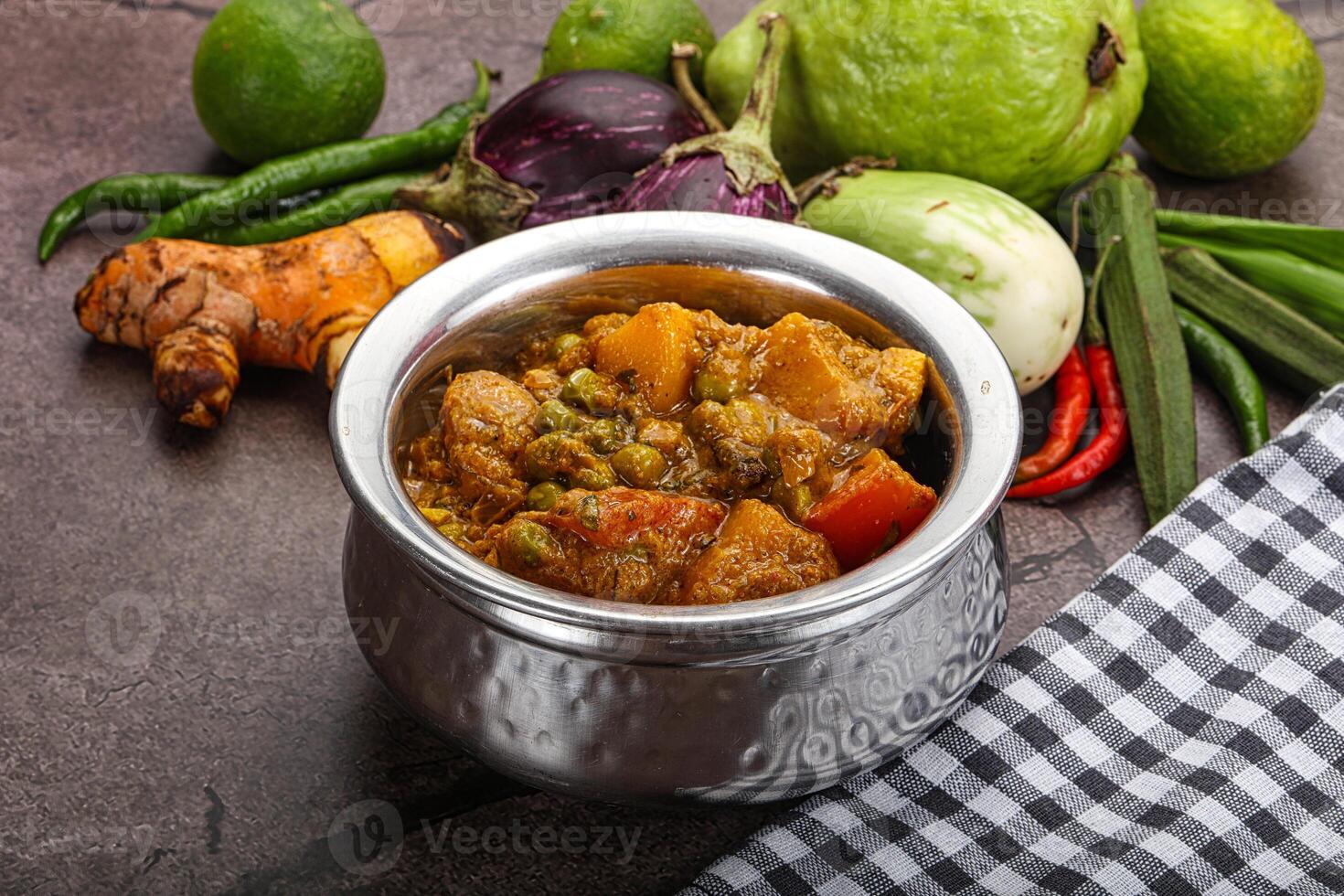 Indian traditional cuisine Aloo mutter photo