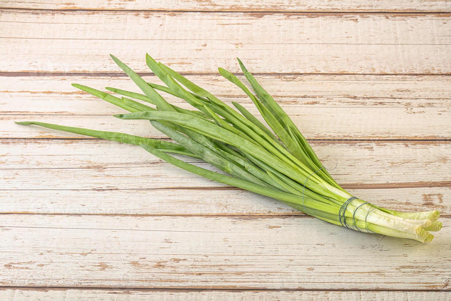 Raw young green onion heap photo