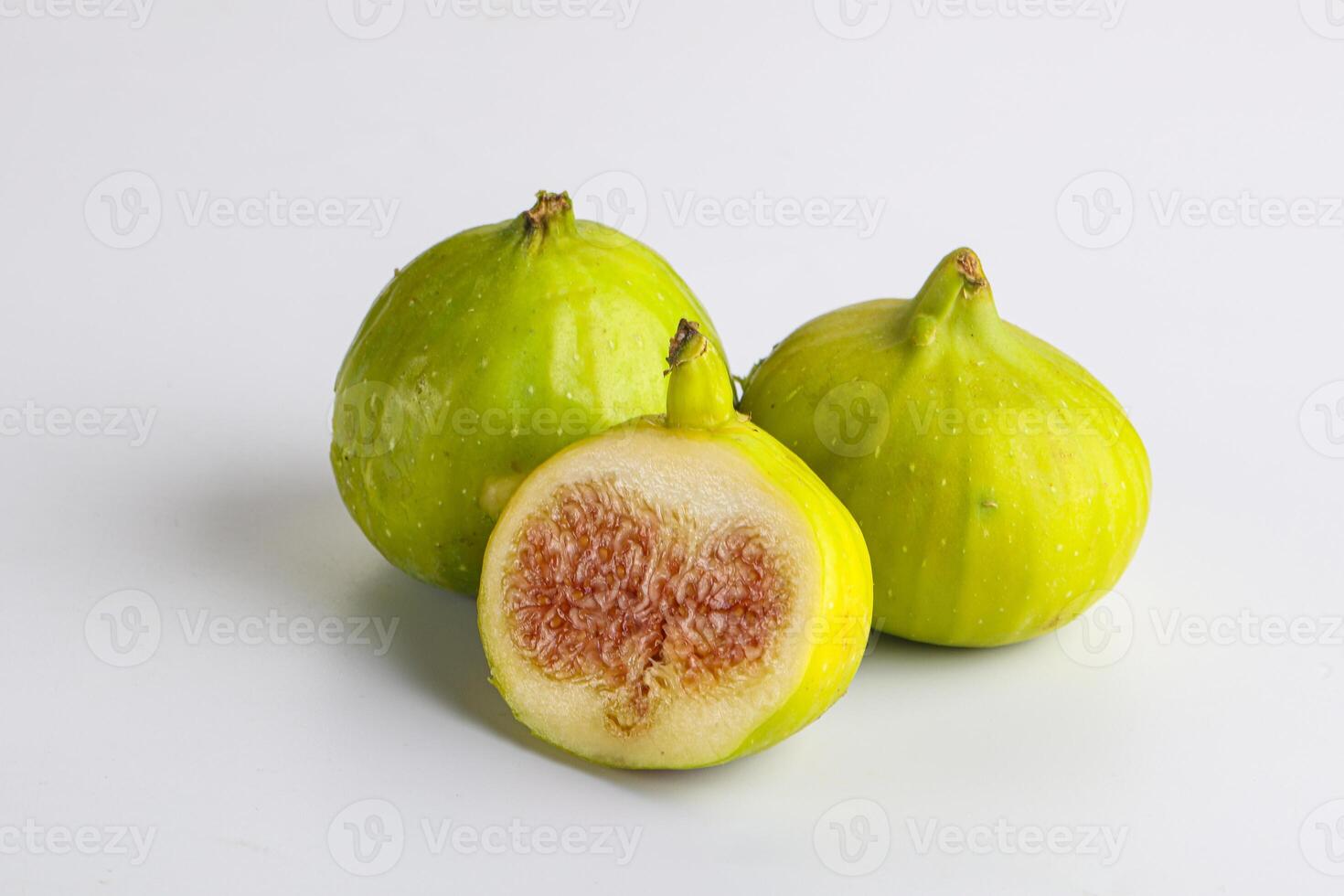 Ripe sweet juicy green fig heap photo