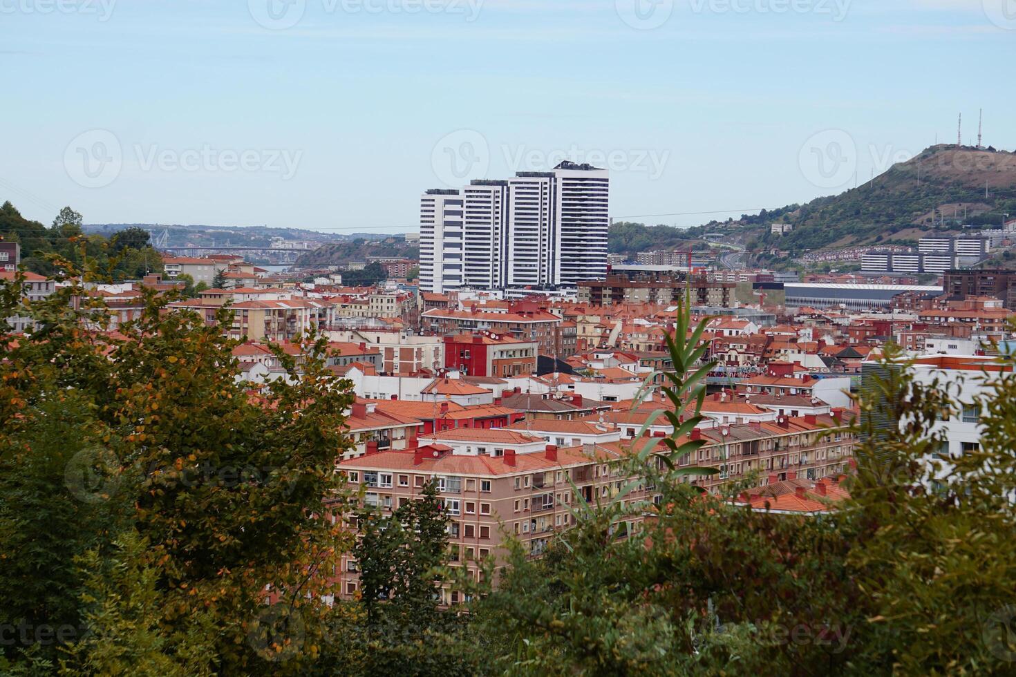 bilbao ciudad vista, bilbao, España, viaje destinos foto