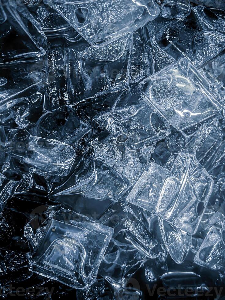 icecubes background,icecubes texture,icecubes wallpaper,ice helps to feel refreshed and cool water from the icecubes helps the water refresh your life and feel good.ice drinks for refreshment business photo