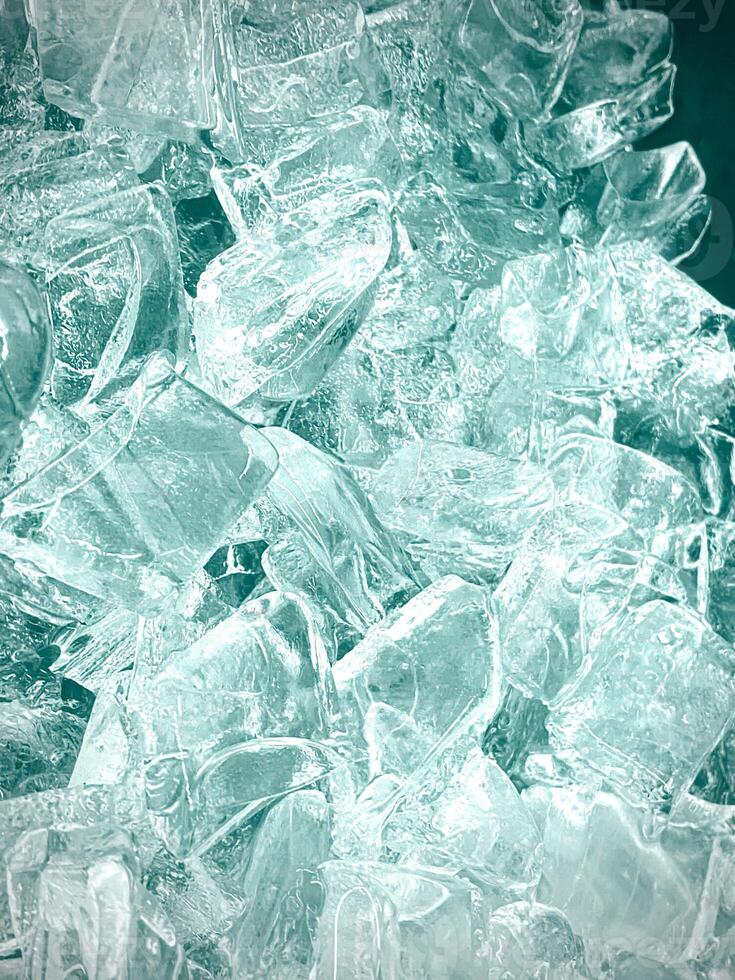 icecubes background,icecubes texture,icecubes wallpaper,ice helps to feel refreshed and cool water from the icecubes helps the water refresh your life and feel good.ice drinks for refreshment business photo