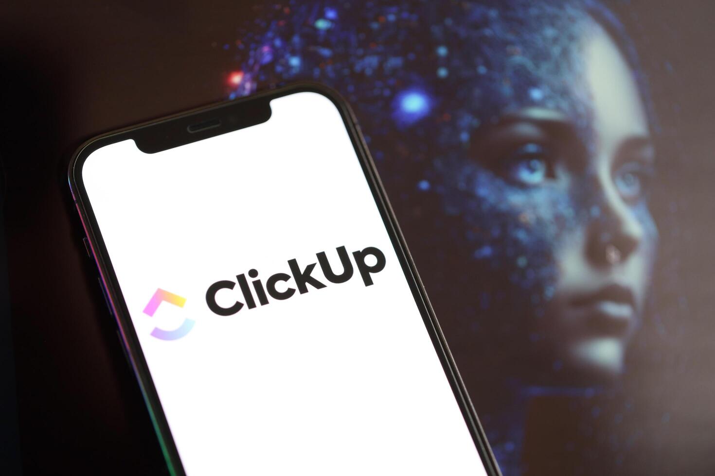 How to Play in the Background on an iPhone (2024) Tech