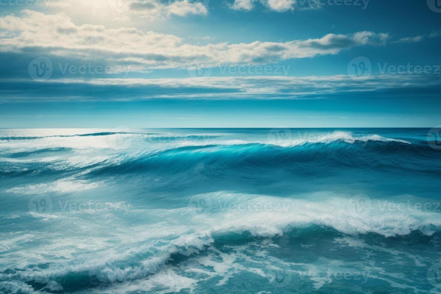 un hermosa azul Oceano con olas y nubes foto