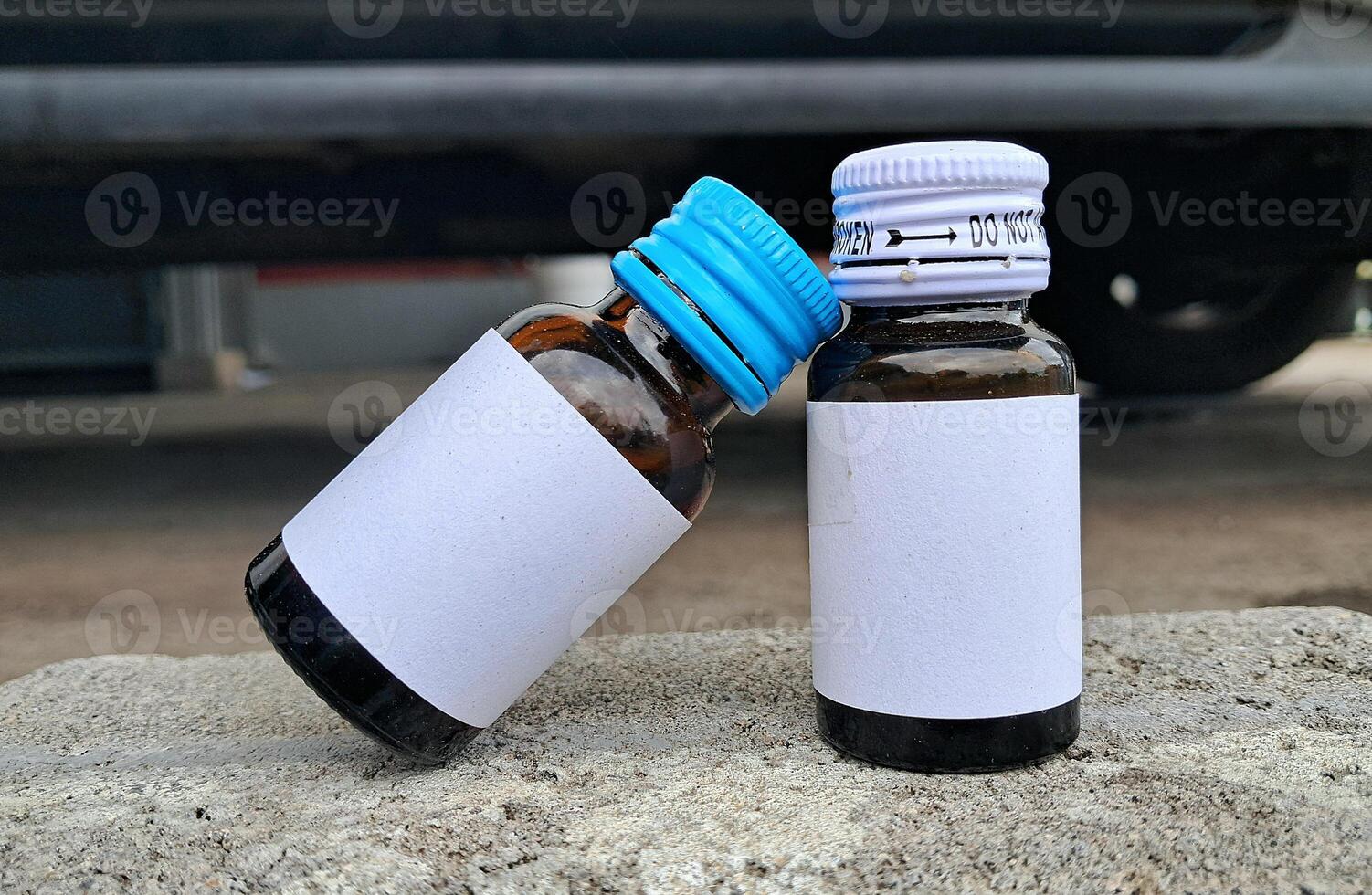 Medicine bottle brown color with a blank label for mockup or presentation mockup collection photo