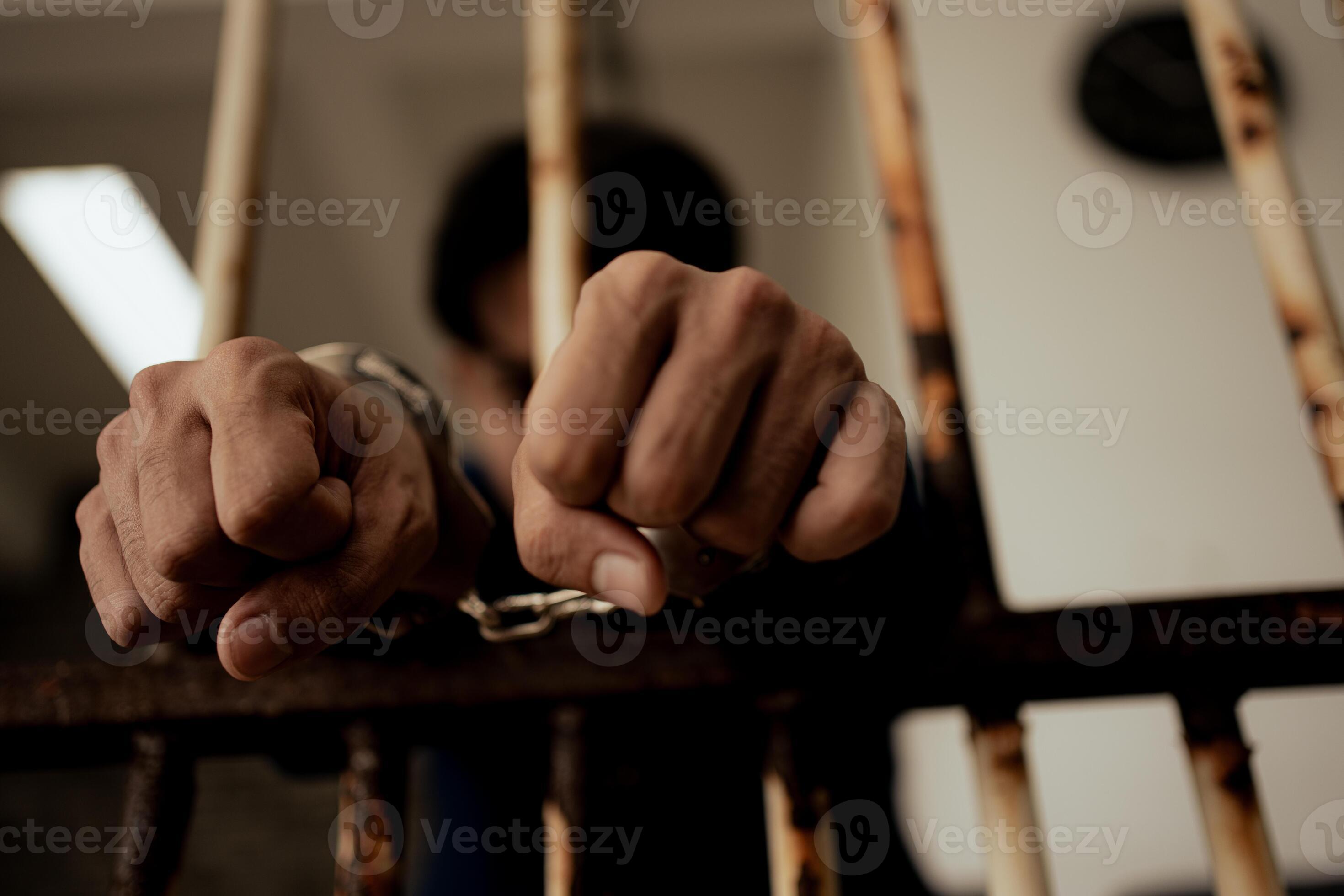 Lewisville Jail Inmates: Are They Victims Or Criminals? - z5c3cz2