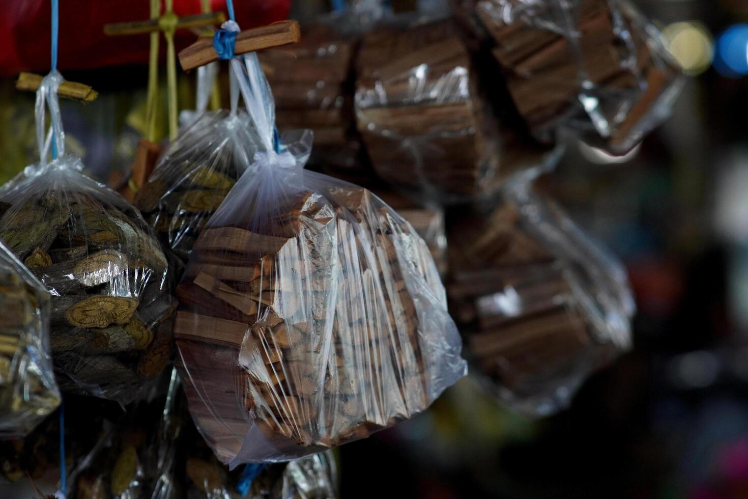 Bajakah wood at the market photo