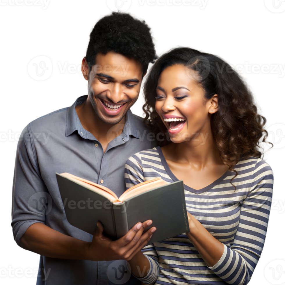 content couple en riant et en train de lire une livre ensemble png