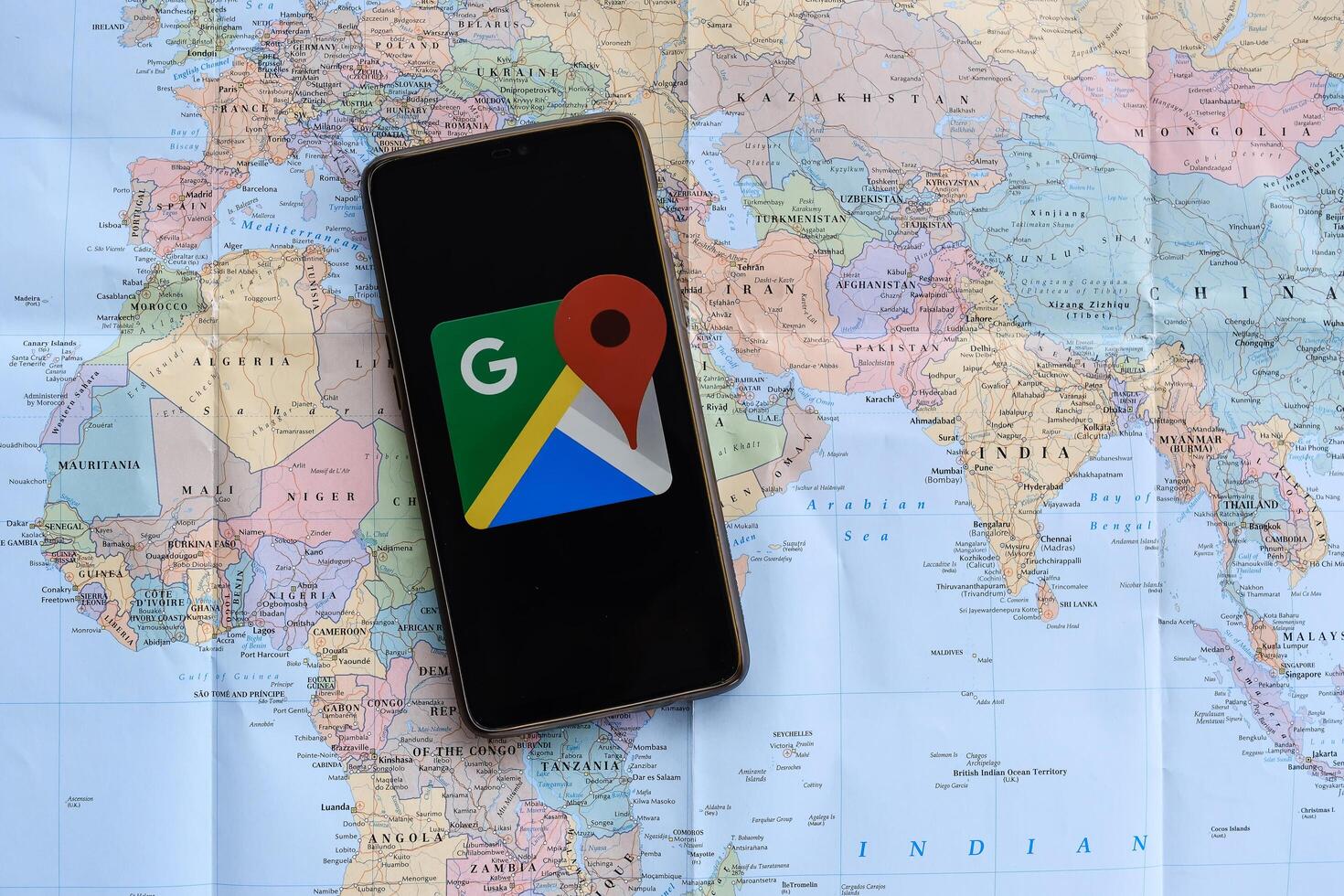 chiang Mai, Tailandia - mayo 31 2021 . google mapas para móvil estaba liberado. sus ubicación Servicio lata trabajo con o sin un GPS receptor. construir para androide y ios. foto