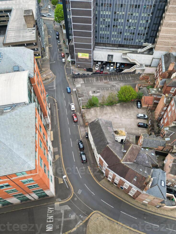 aéreo ver de central Nottingham ciudad de Inglaterra Reino Unido. abril 26, 2024 foto