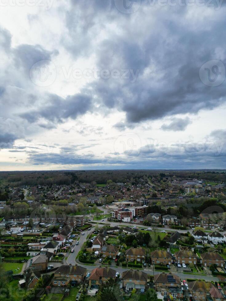 aéreo ver de central denham verde Londres ciudad de Inglaterra unido Reino. abril tercero, 2024 foto