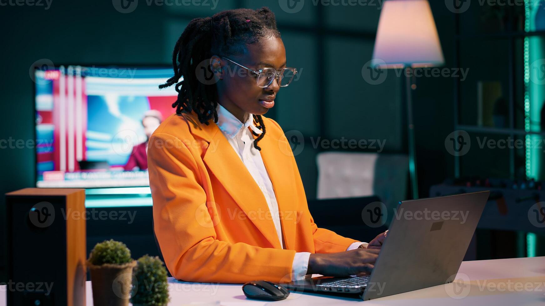 University student organizing study schedules and timelines to attend all important online courses, remote work. African american girl participating in workshops or training sessions. Camera A. photo