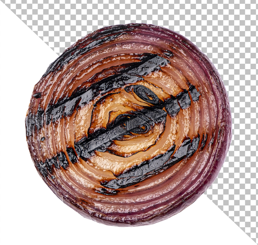 Grilled red onion slices isolated on white background, close-up psd