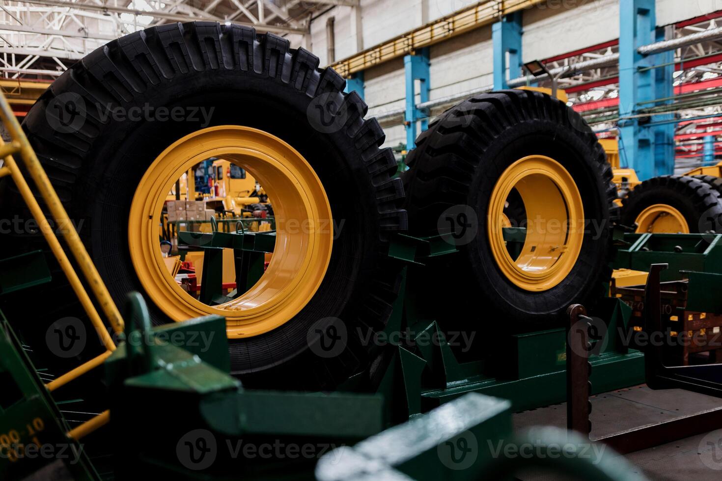 Giant size wheels photo