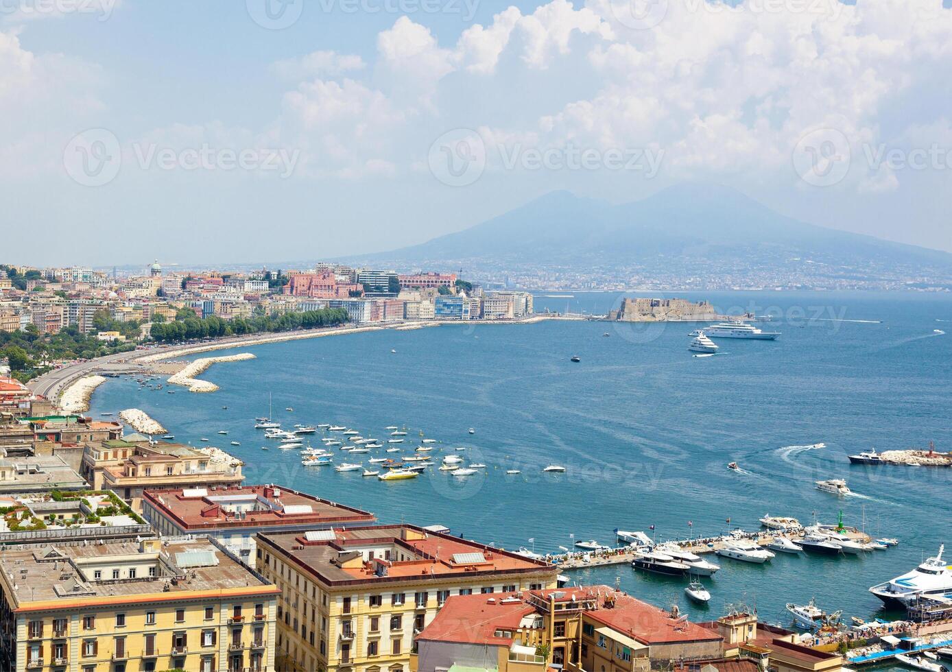 panorámico ver de Nápoles desde posillipo foto