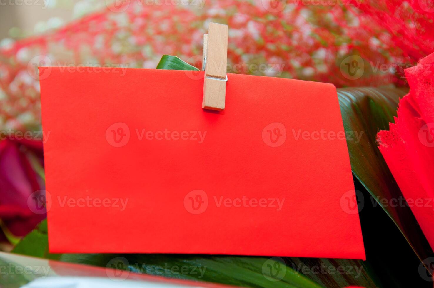 Red blank note for text photo
