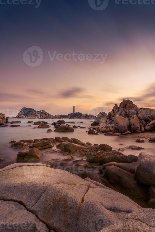 ke Georgia playa a mui nordeste, phan ladrón, binh tuan, Vietnam. ke Georgia capa o faro es el más favorito destino para visitantes a la soldado americano, binh Thuan provincia. foto