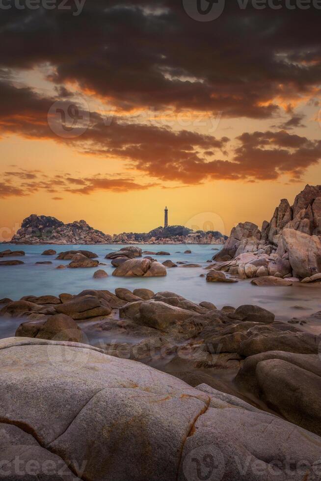 ke Georgia playa a mui nordeste, phan ladrón, binh tuan, Vietnam. ke Georgia capa o faro es el más favorito destino para visitantes a la soldado americano, binh Thuan provincia. foto