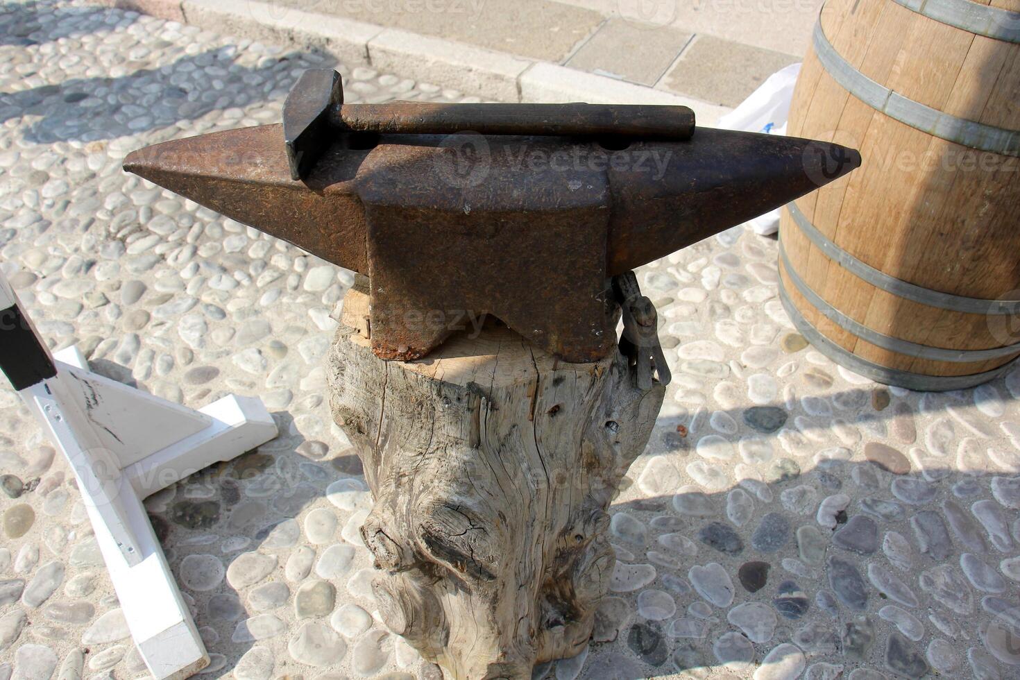 Work and work tools in Israel. photo