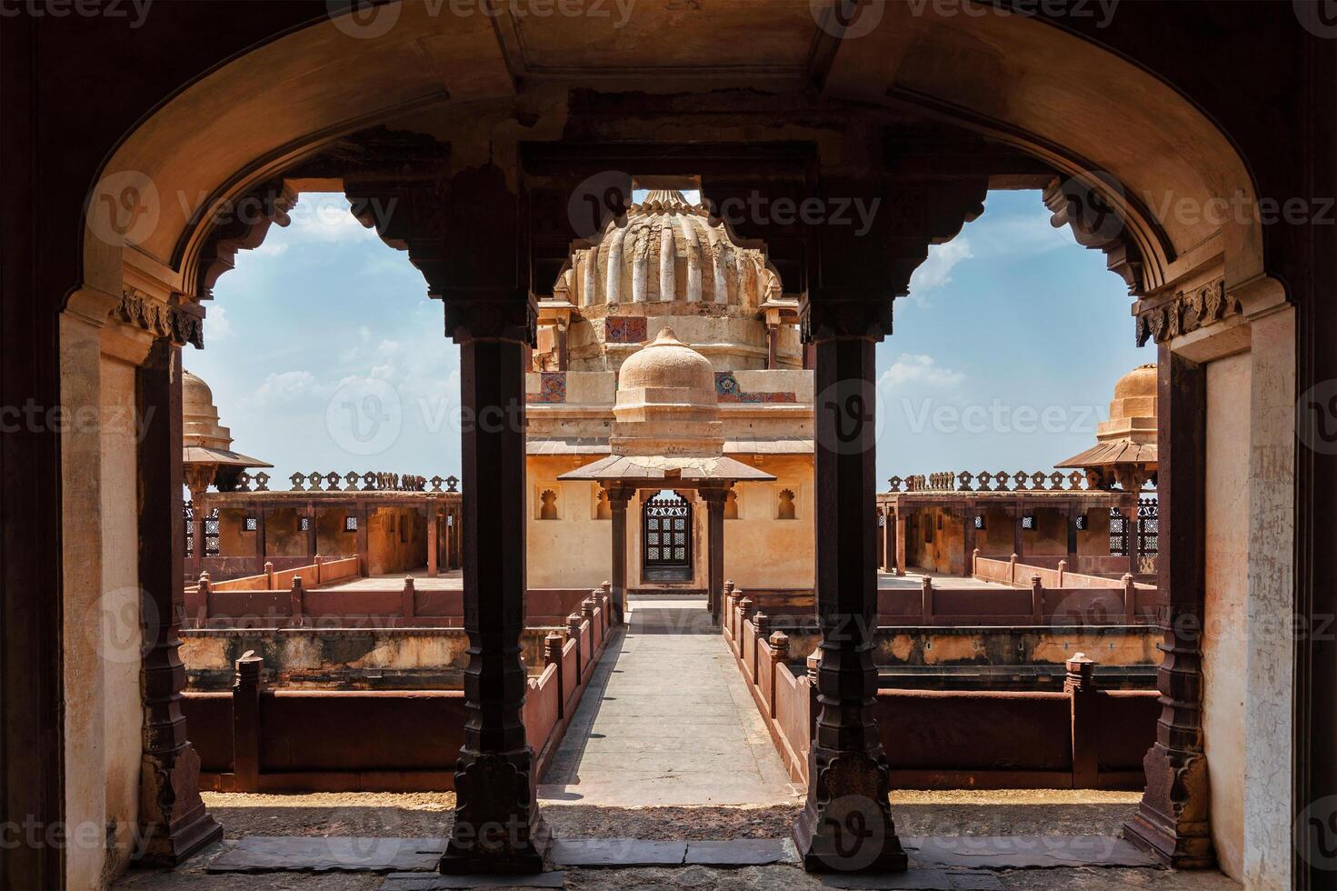 Datia palace in Madhya Pradesh, India photo