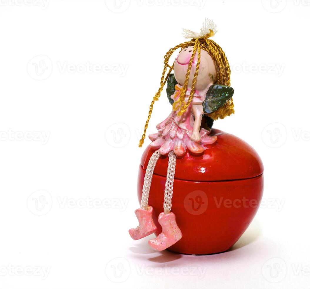 Small casket for the girl and its ornaments photo
