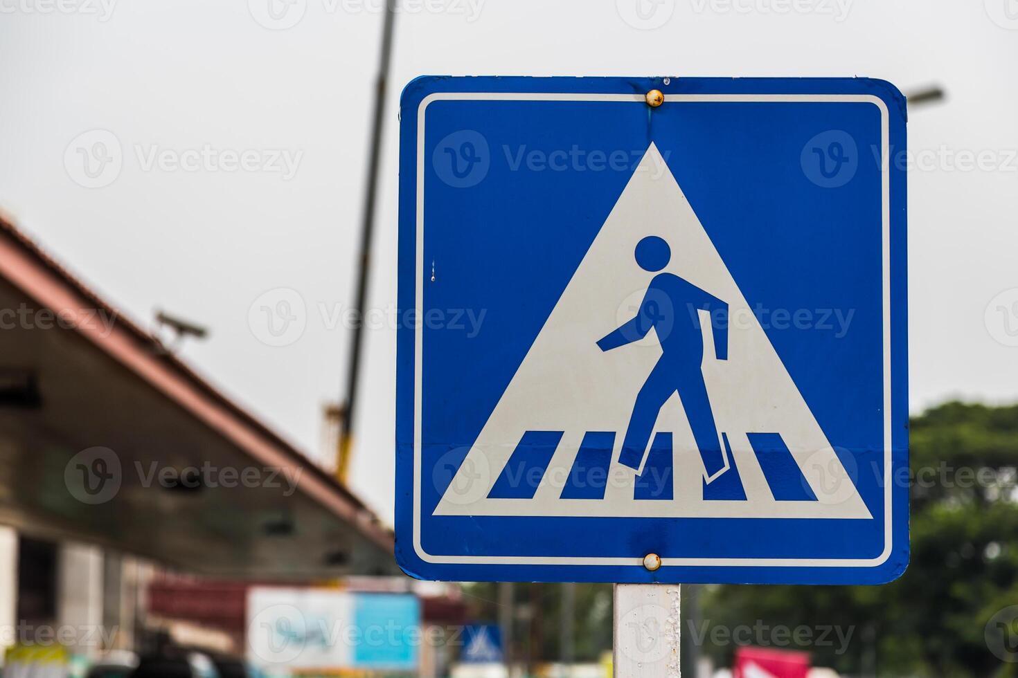 pedestrian crossing sign photo