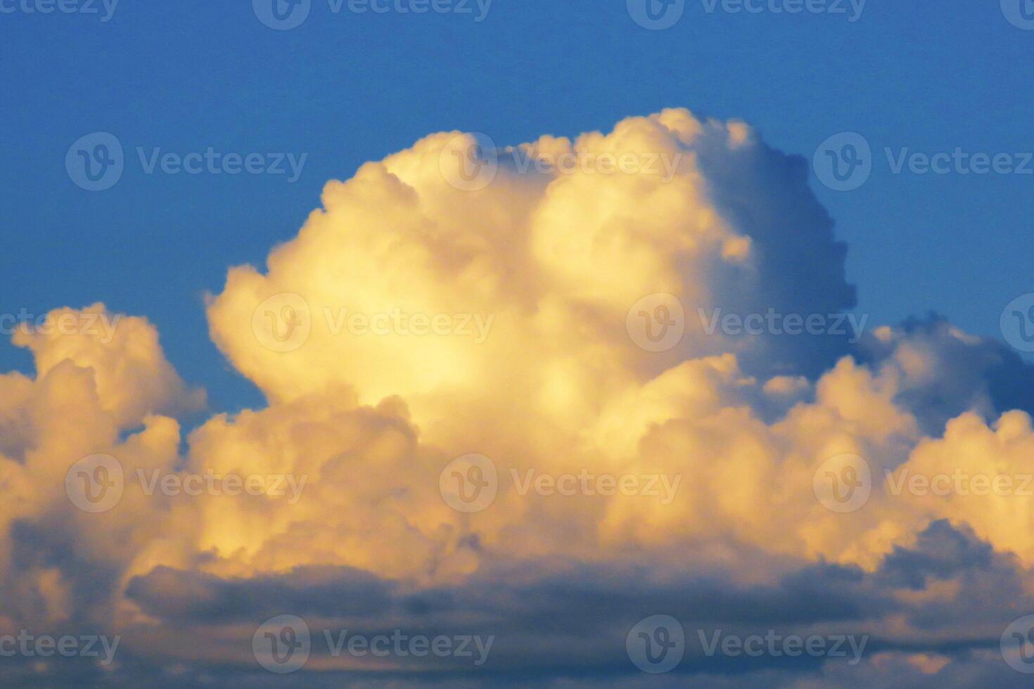 Beautiful View of an Earth And Sky - Amazing Sky with Clouds photo