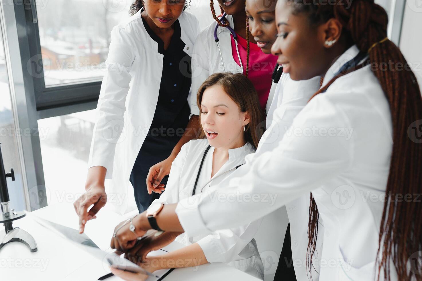 group of professionals medical workers working together. photo